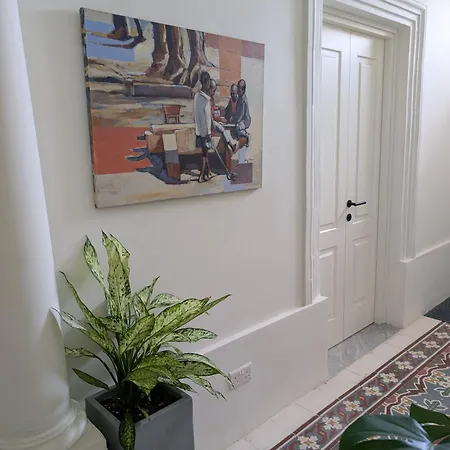 Cosy In Three Cities