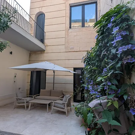 Cosy In Three Cities Ta' Penza